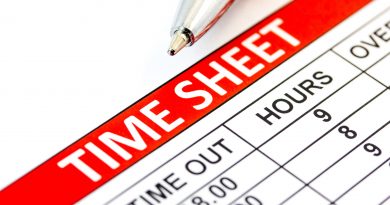 5 Advantages of Having Employees Use an Online Timesheet for Payroll